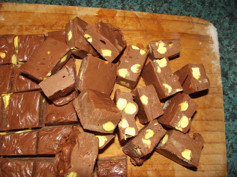 Pineapple Lump Fudge Slow Cooker Central