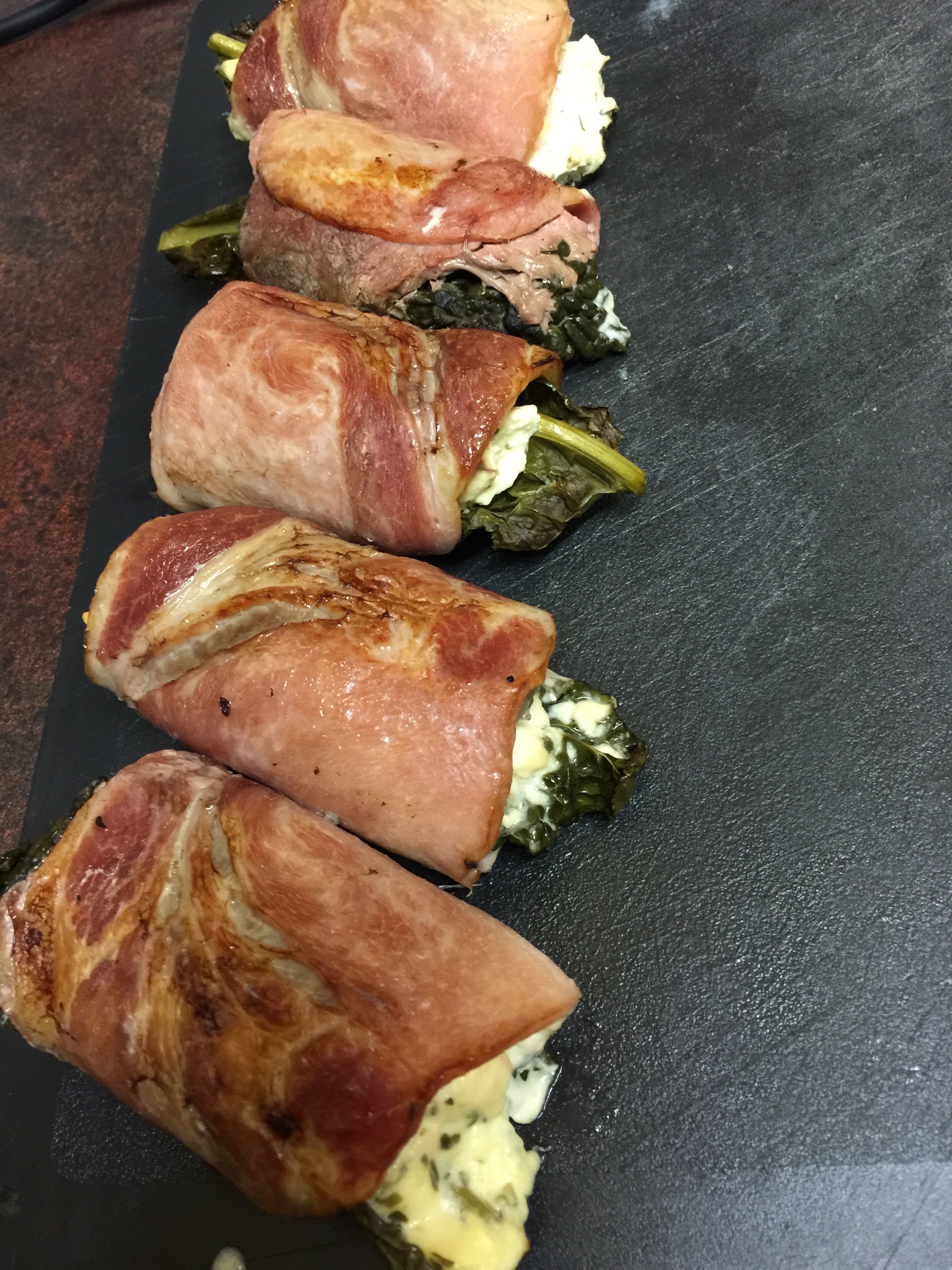 Stuffed sizzle steaks