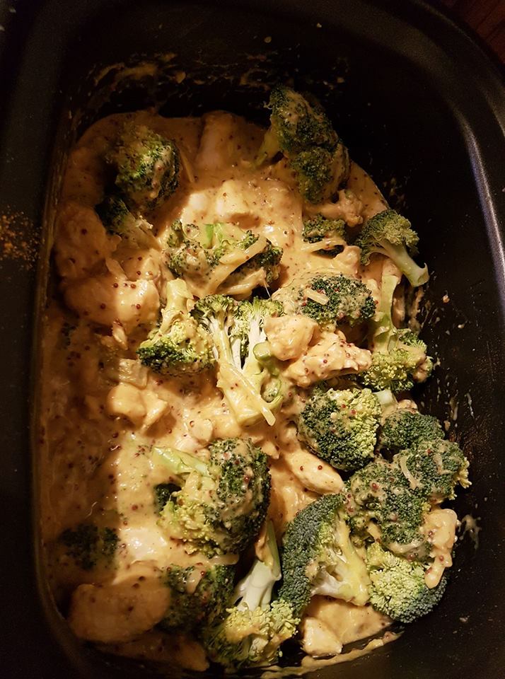Cheesy Chicken and Broccolli