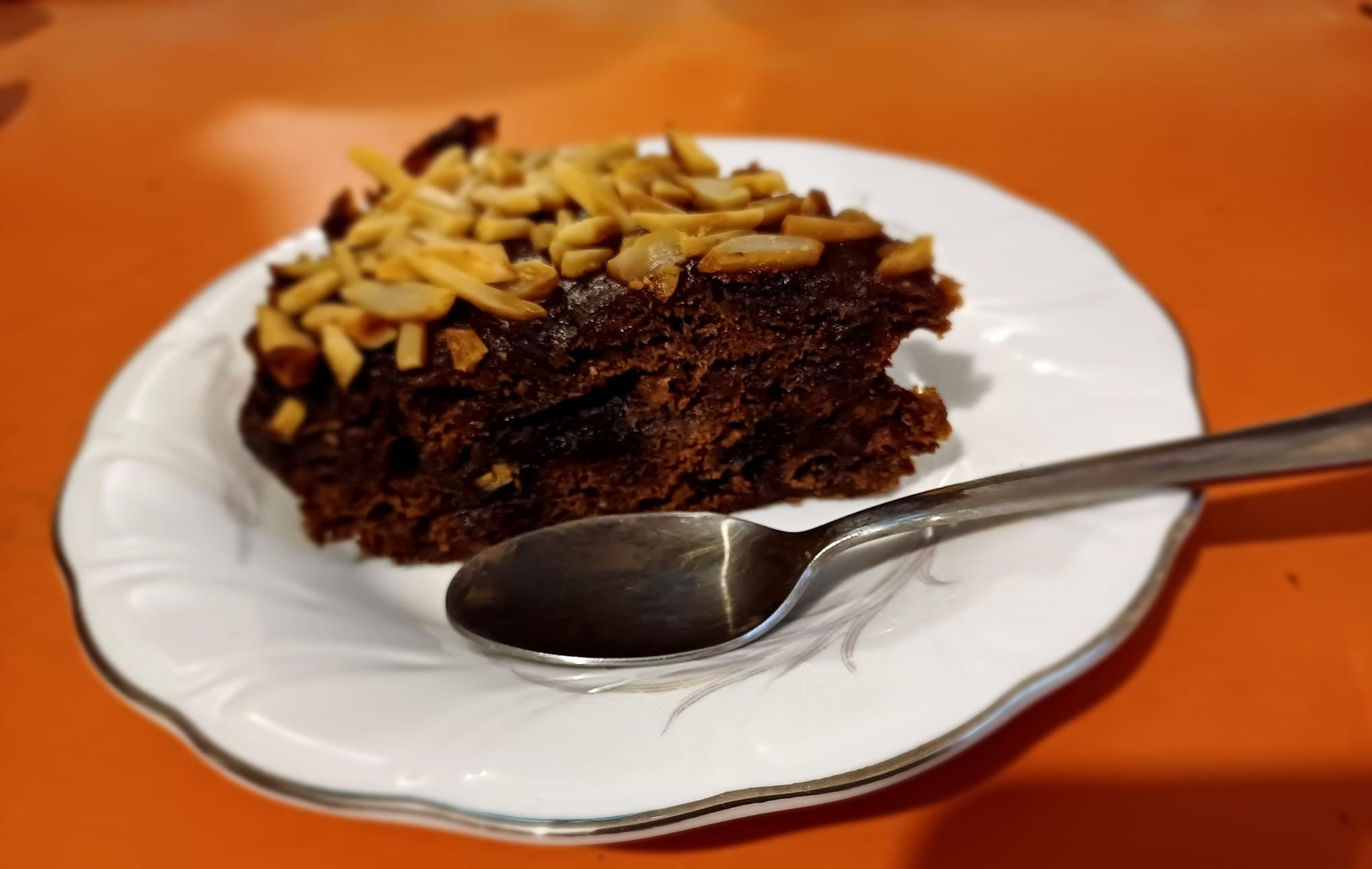 Coffee and Date Cake Slow Cooker Central
